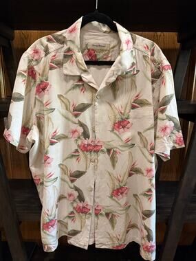 Tommy Bahama Men’s XXL 100% Silk Floral Hawaiian Shirt